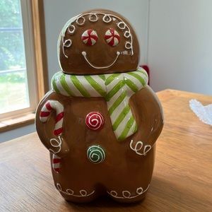 Cracker Barrel Christmas Sweets Gingerbread Cookie Jar